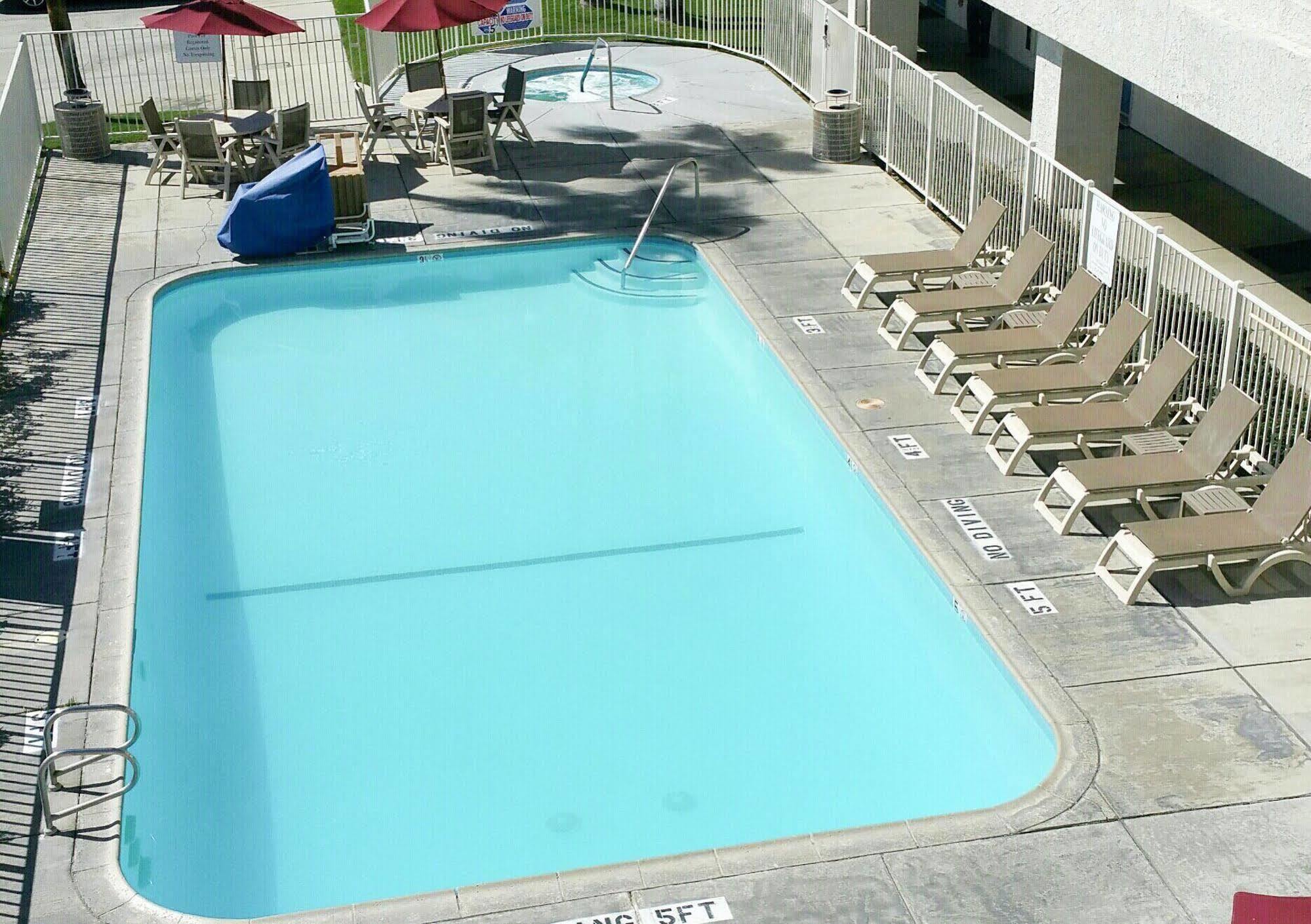 Motel 6-Palm Springs, Ca - Downtown Exteriör bild